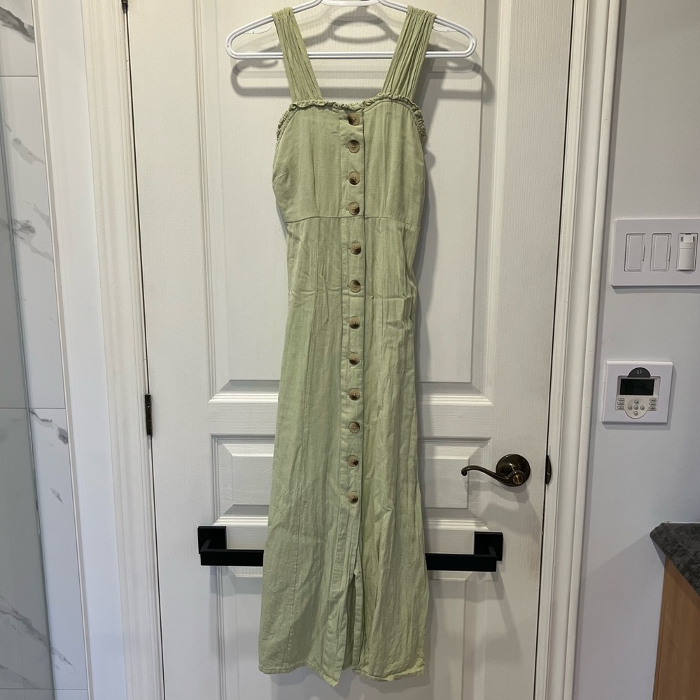 Pistachio green summer maxi dress